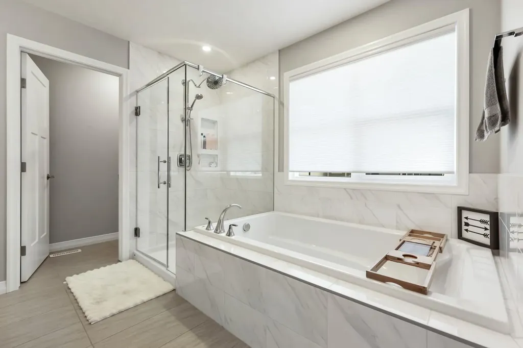 370 Magnolia Heath SE Calgary AB T3M 2X4