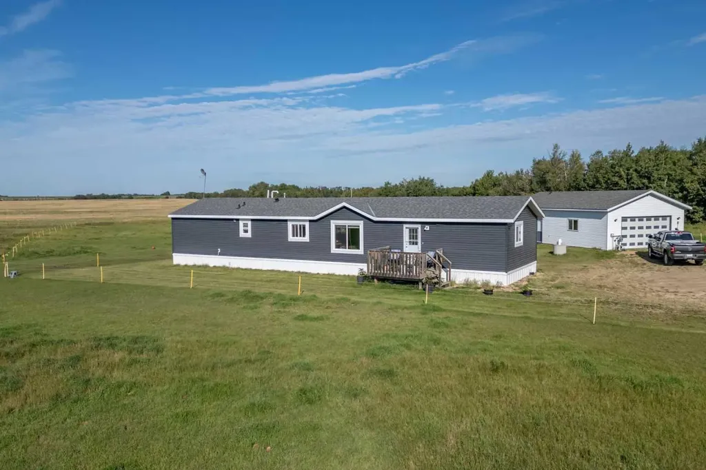 48040 Range 212 Road Rural Camrose County AB T0B 0G0