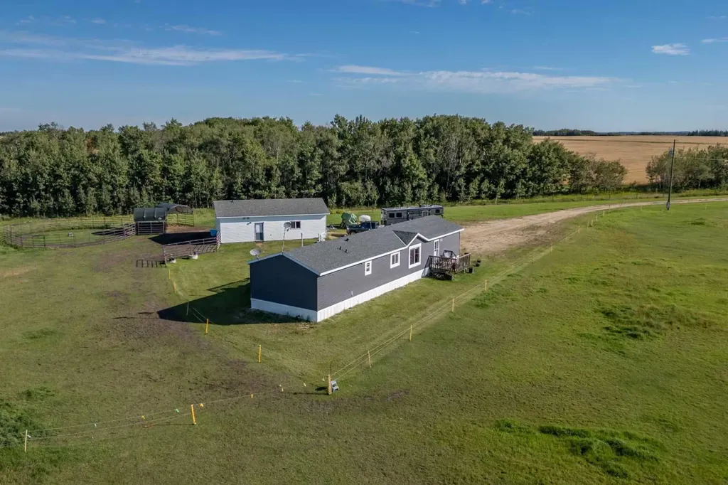 48040 Range 212 Road Rural Camrose County AB T0B 0G0