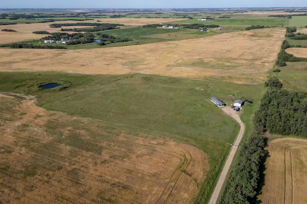 48040 Range 212 Road Rural Camrose County AB T0B 0G0
