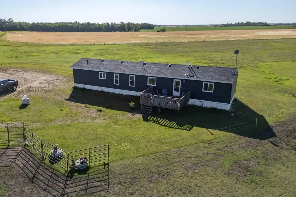 48040 Range 212 Road Rural Camrose County AB T0B 0G0