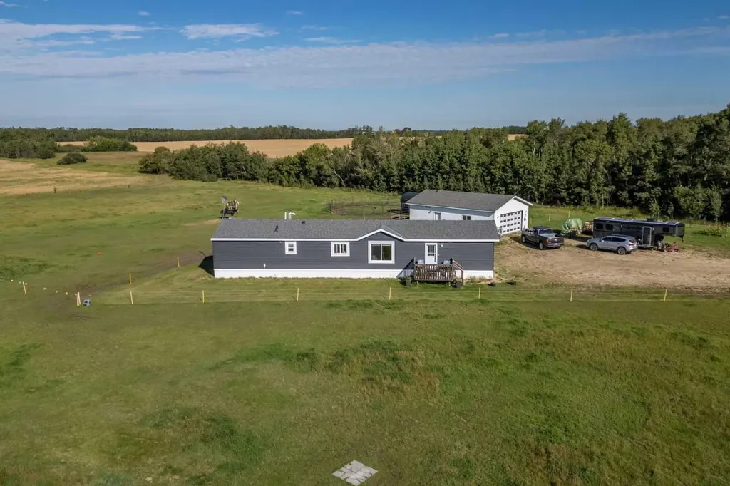 48040 Range 212 Road Rural Camrose County AB T0B 0G0