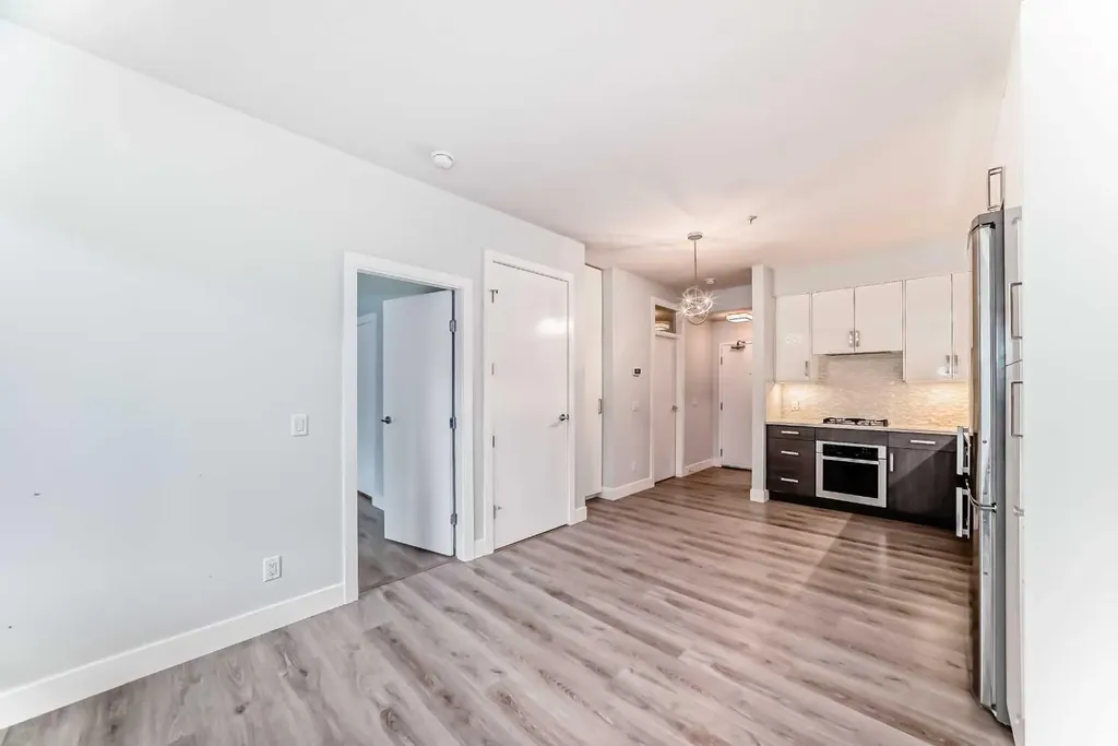 1521 26 Avenue SW Calgary AB T2T1C4
