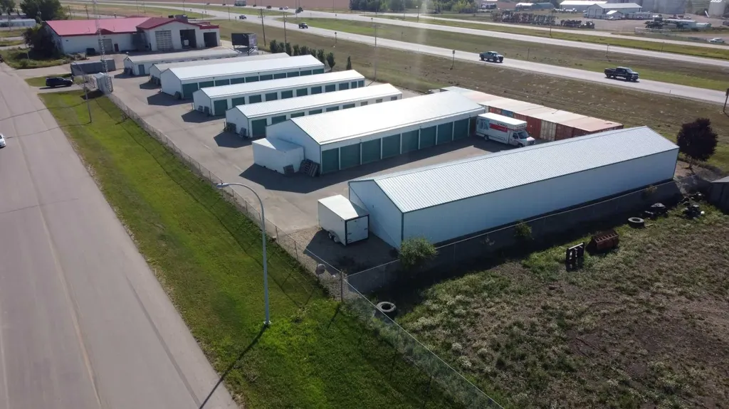 10812 & 10816 99 Street Clairmont AB T8X 5B4
