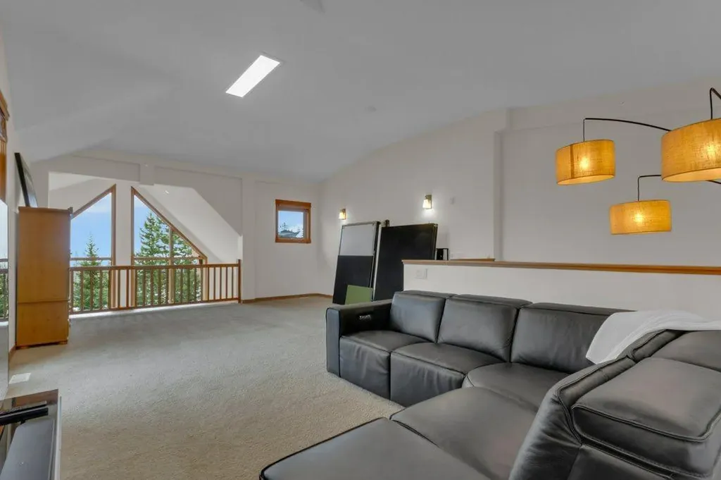 101E Stewart Creek Landing Canmore AB T1W 0E3