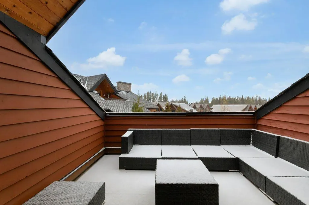 101E Stewart Creek Landing Canmore AB T1W 0E3