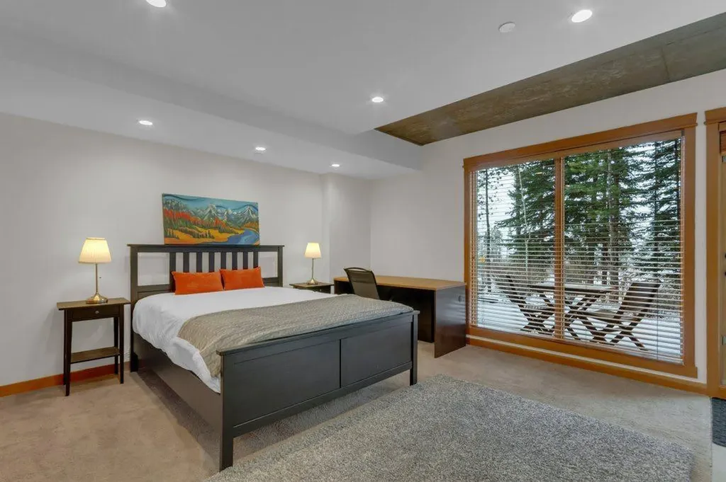 101E Stewart Creek Landing Canmore AB T1W 0E3
