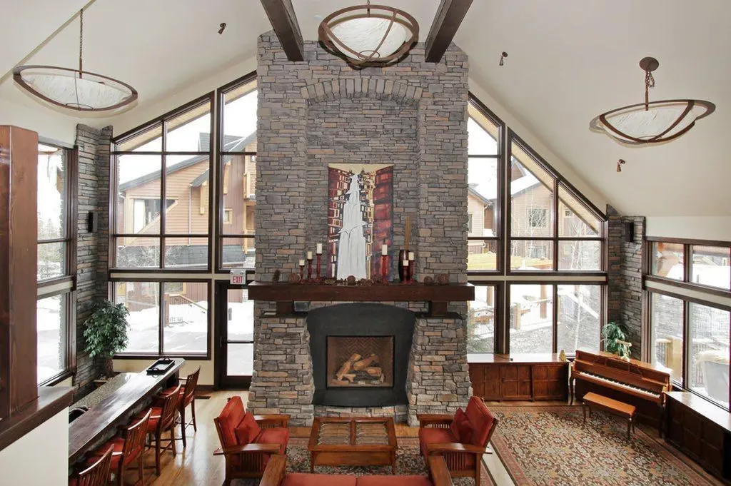 101E Stewart Creek Landing Canmore AB T1W 0E3