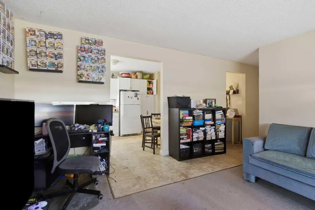 6131 Bowness Road NW Calgary AB T3B 0C9