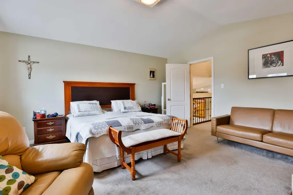 66 Coalbanks Gate W Lethbridge AB T1J 2A1