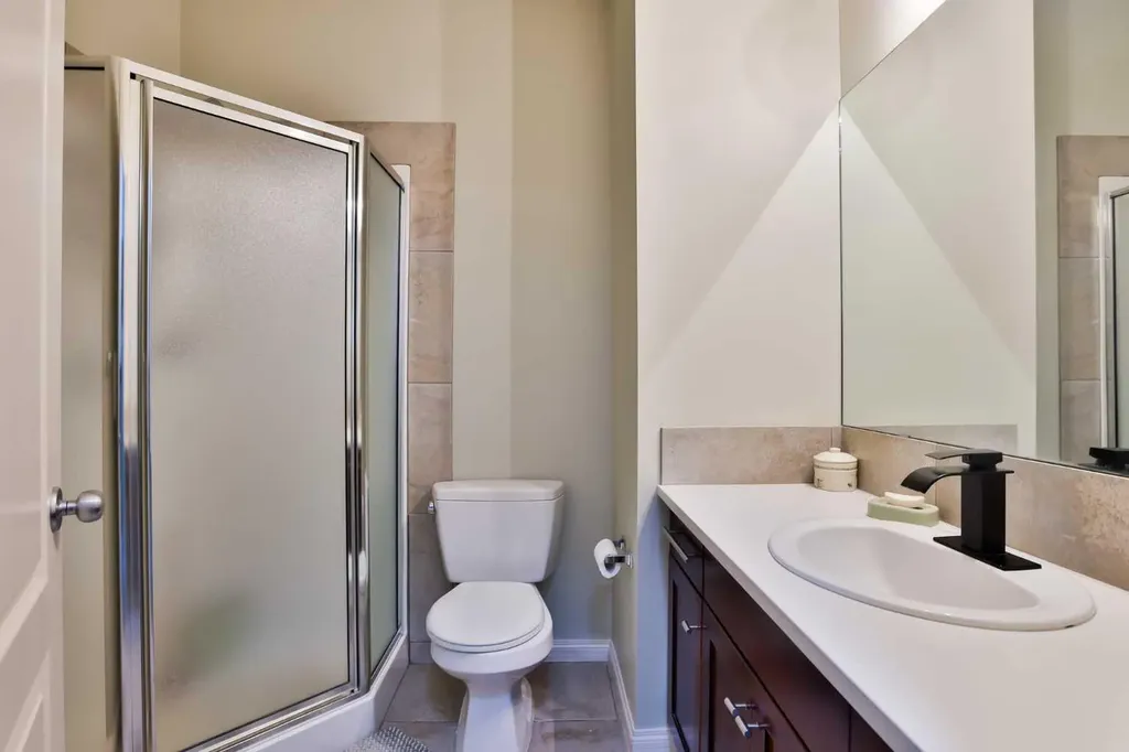 66 Coalbanks Gate W Lethbridge AB T1J 2A1