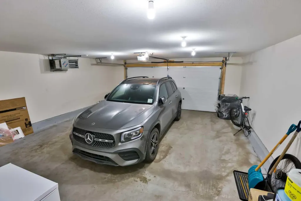66 Coalbanks Gate W Lethbridge AB T1J 2A1