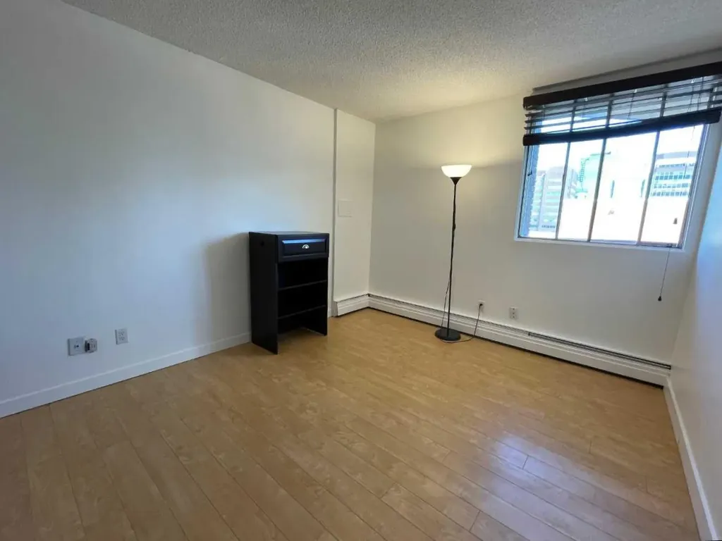 340 14 Avenue SW Calgary AB T2R 0M4