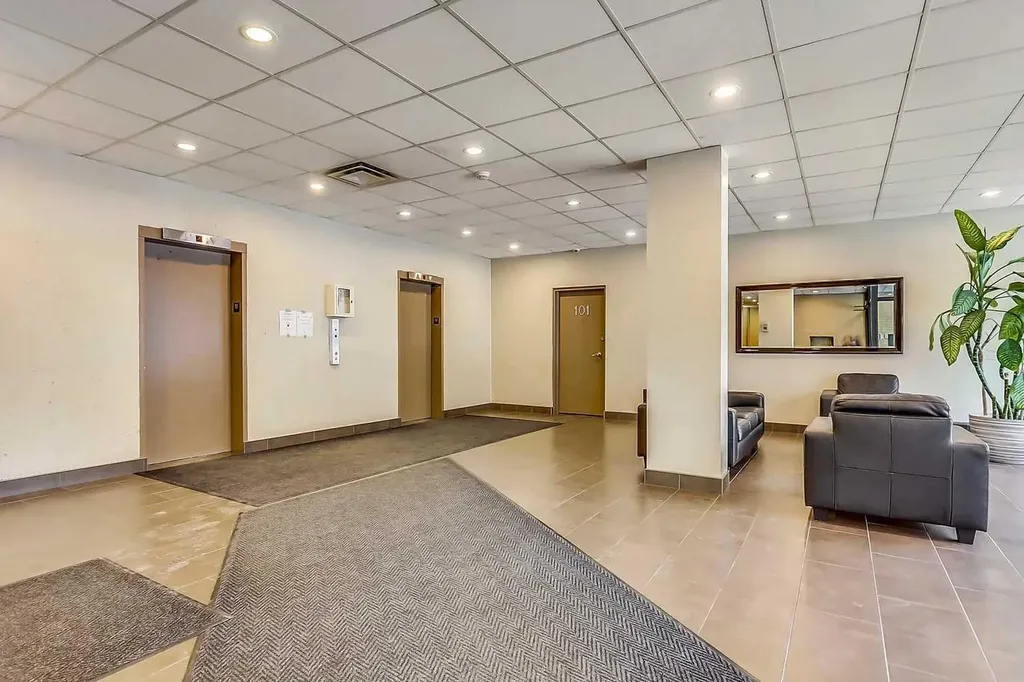 340 14 Avenue SW Calgary AB T2R 0M4