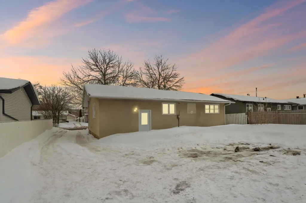 66 Centennial Drive Fort Mcmurray AB T9H 1J4