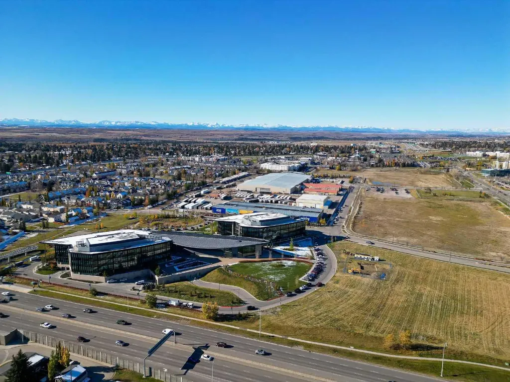 2320 54 Avenue SW Calgary AB T3E 1M1