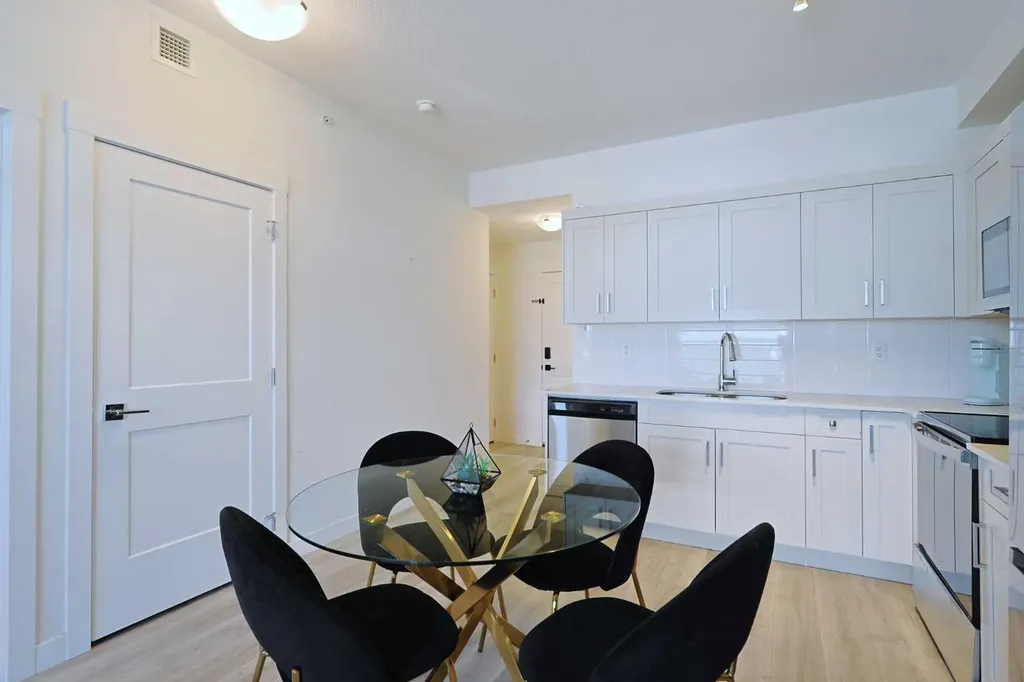 20 Sage Hill Walk NW Calgary AB T3R 1Z5