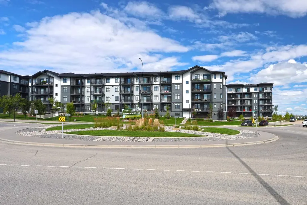 20 Sage Hill Walk NW Calgary AB T3R 1Z5