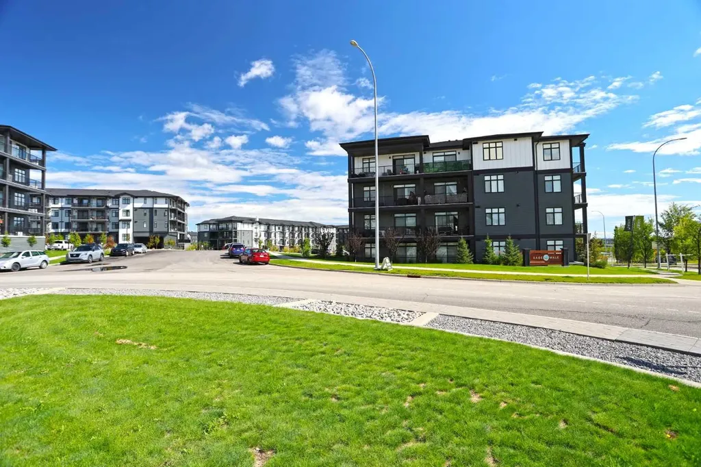 20 Sage Hill Walk NW Calgary AB T3R 1Z5