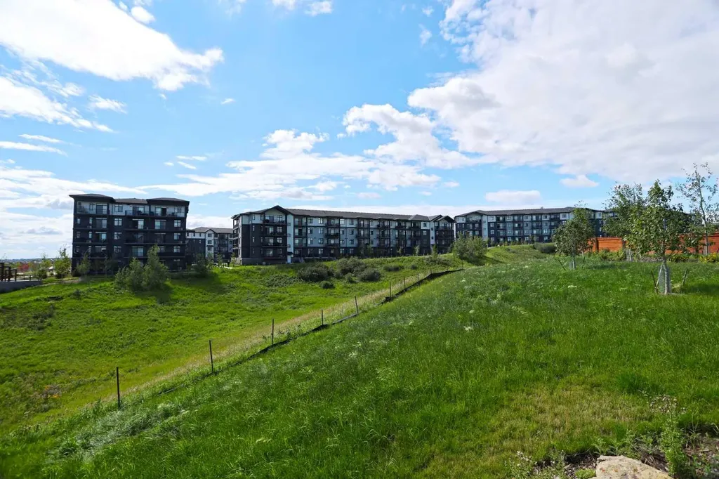 20 Sage Hill Walk NW Calgary AB T3R 1Z5