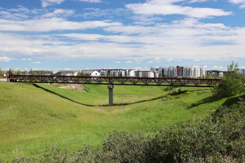 20 Sage Hill Walk NW Calgary AB T3R 1Z5