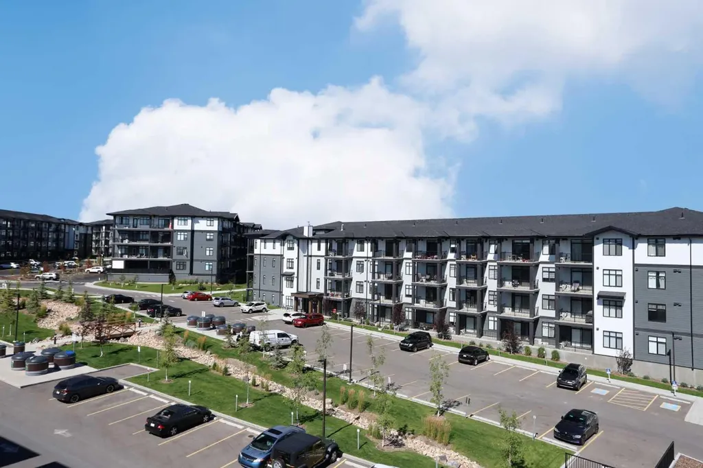 20 Sage Hill Walk NW Calgary AB T3R 1Z5
