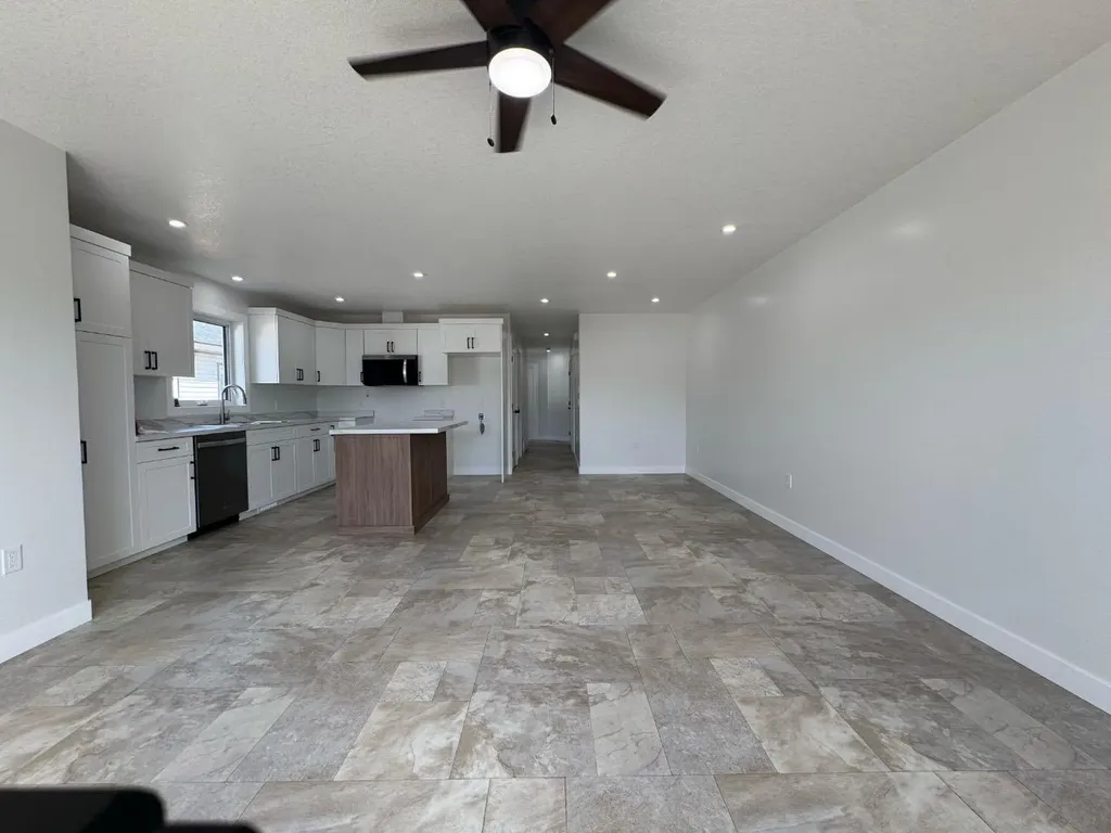 10234 105 Avenue La Crete AB T0H2H0