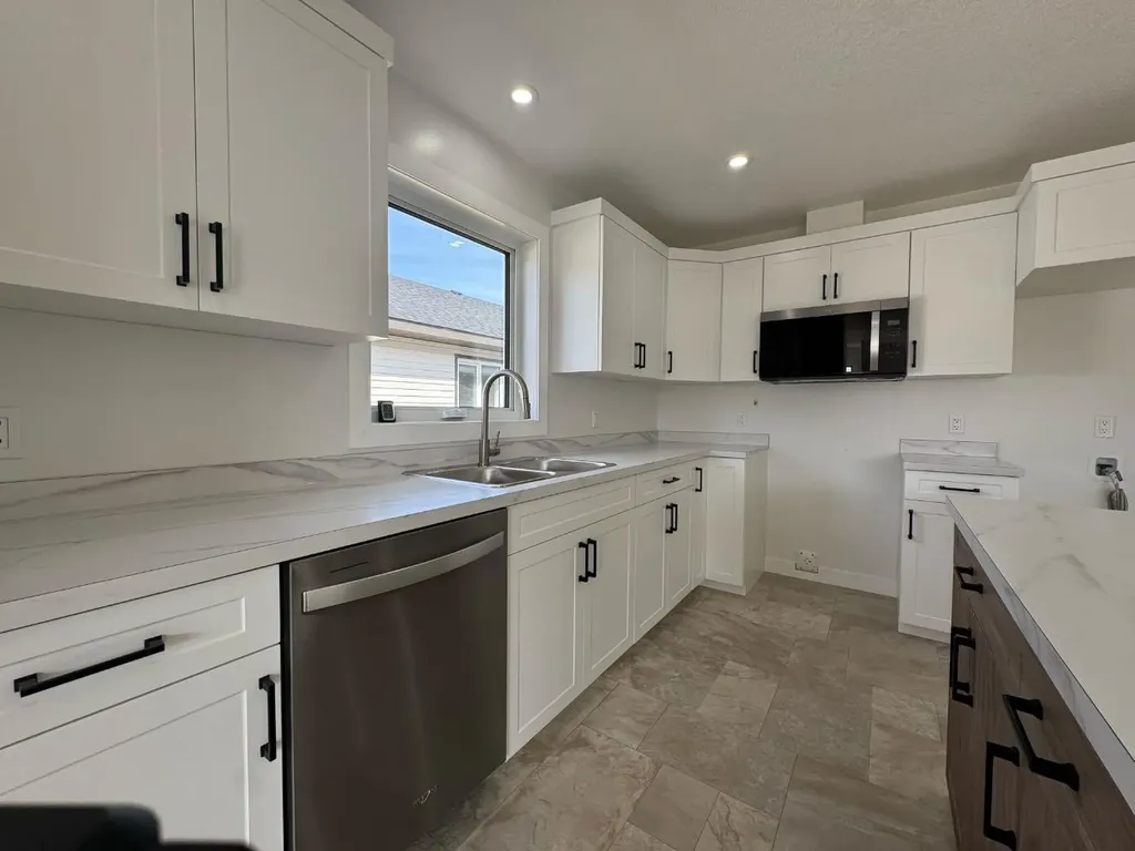 10234 105 Avenue La Crete AB T0H2H0