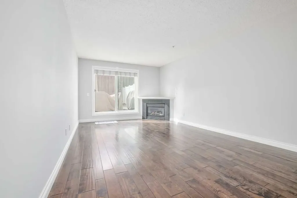 1631 28 Avenue SW Calgary AB T2T 1J5