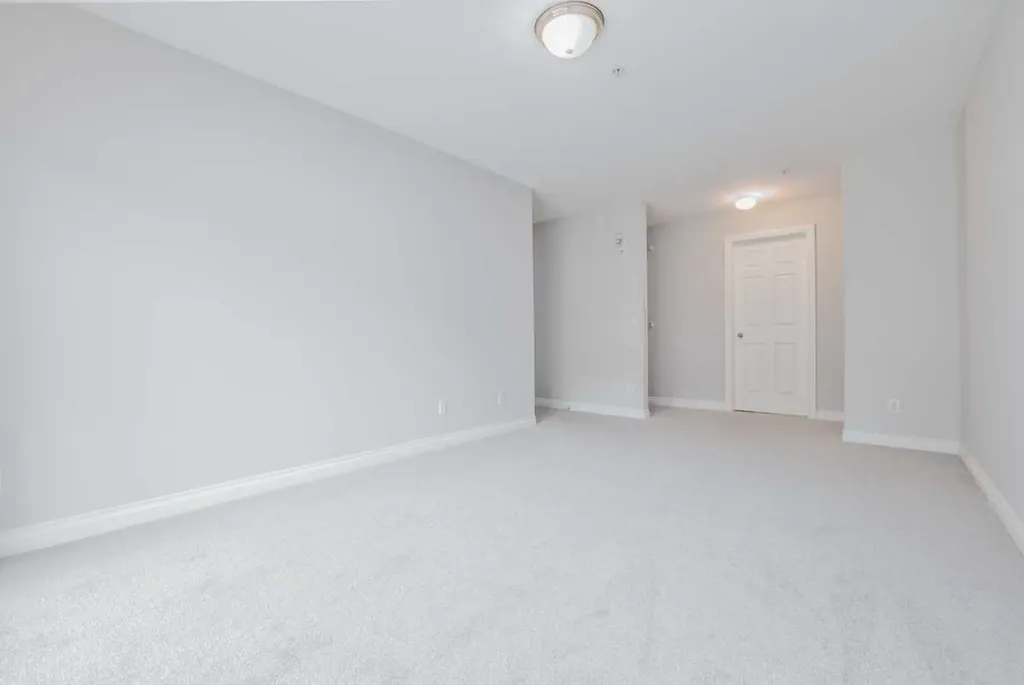 1631 28 Avenue SW Calgary AB T2T 1J5
