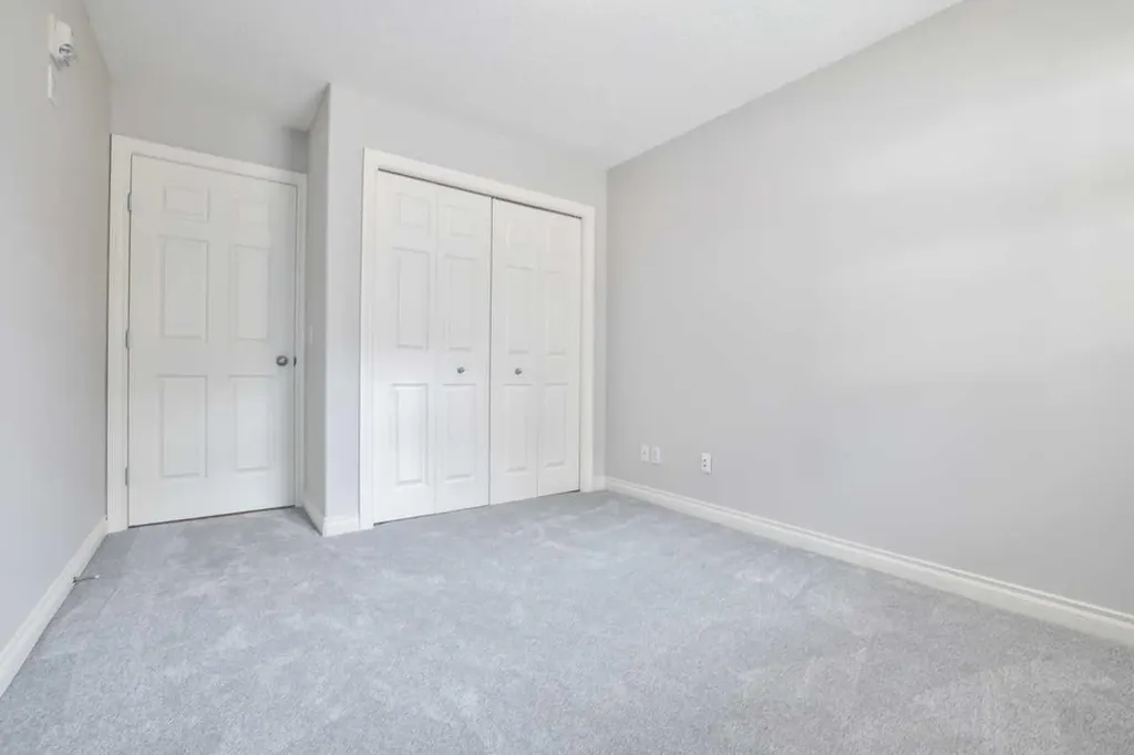 1631 28 Avenue SW Calgary AB T2T 1J5