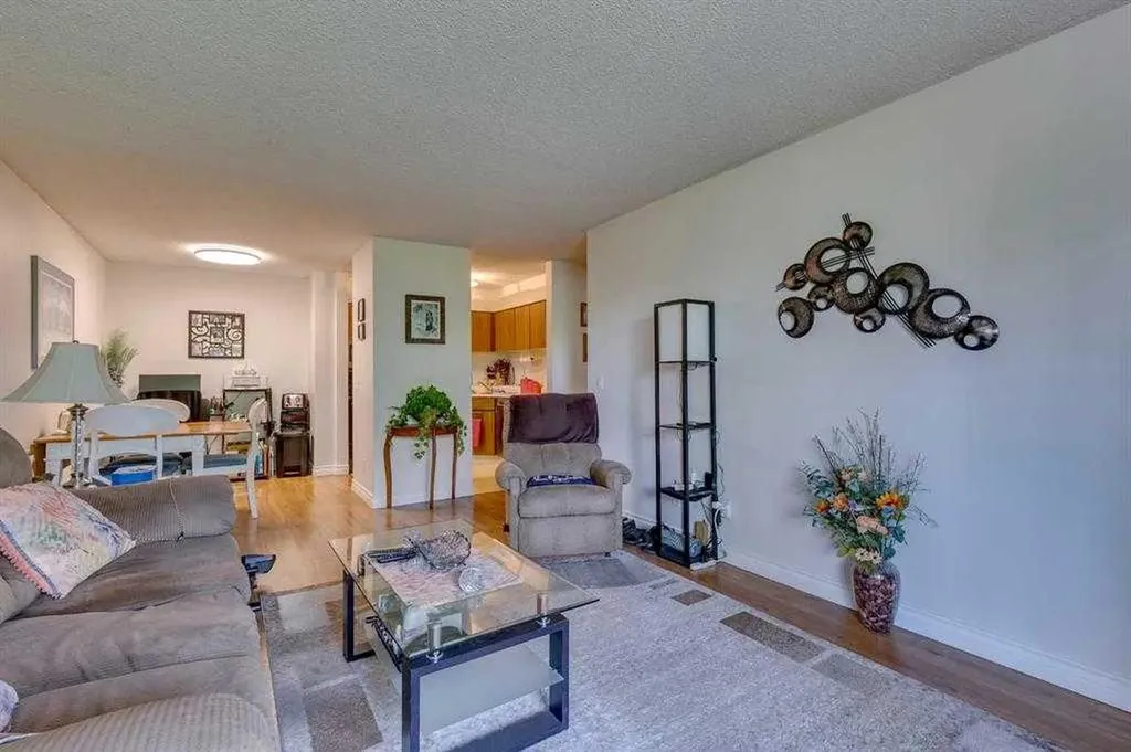 8403 Fairmount Drive SE Calgary AB T2X3M5
