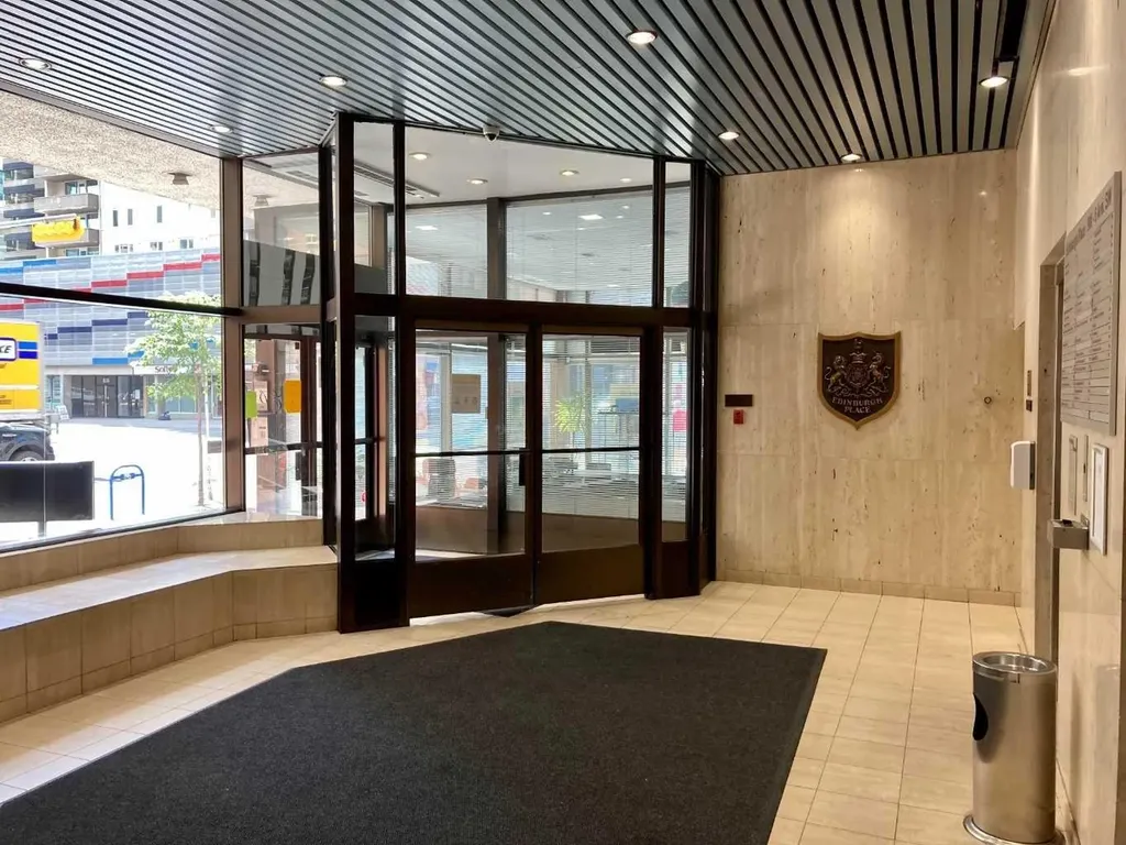 900 6 Avenue SW Calgary AB T2P 3K2