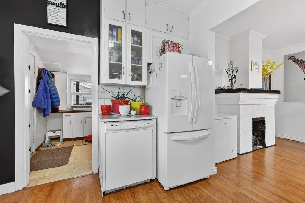 2130 20 Avenue Bowden AB T0M0K0