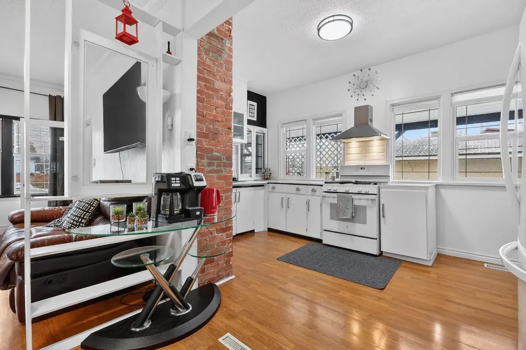 2130 20 Avenue Bowden AB T0M0K0