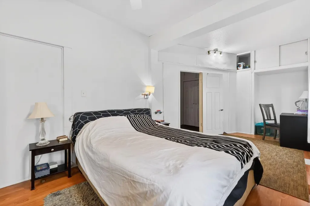 2130 20 Avenue Bowden AB T0M0K0