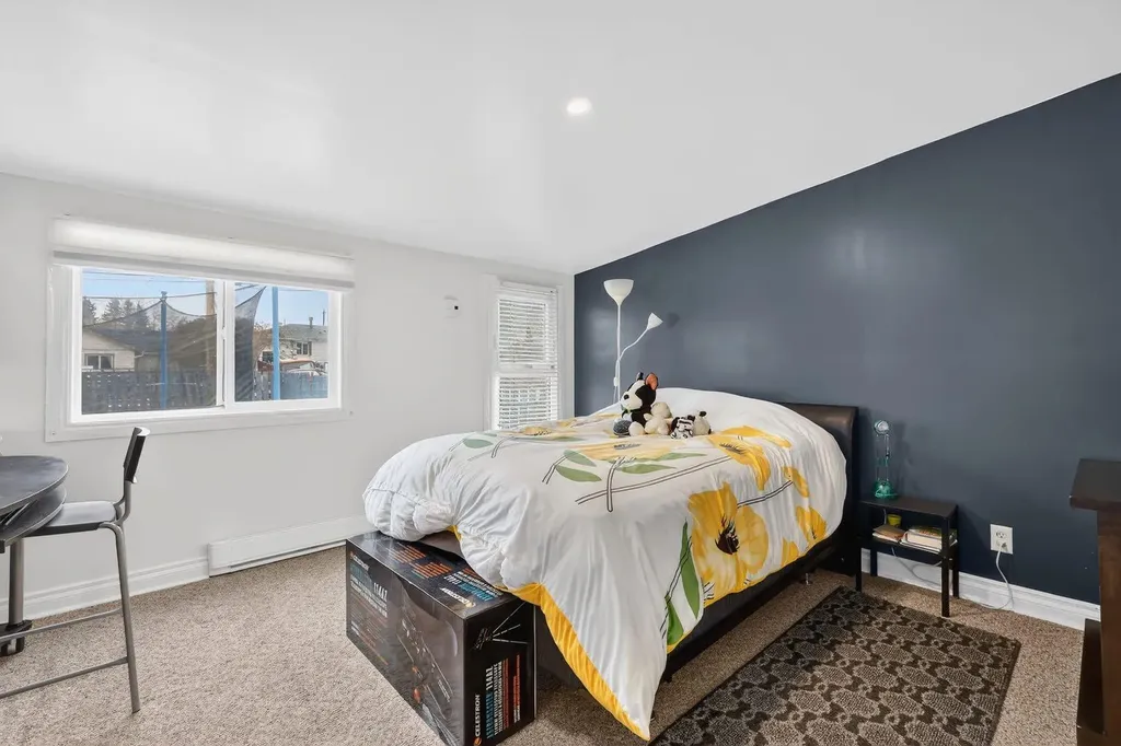 2130 20 Avenue Bowden AB T0M0K0