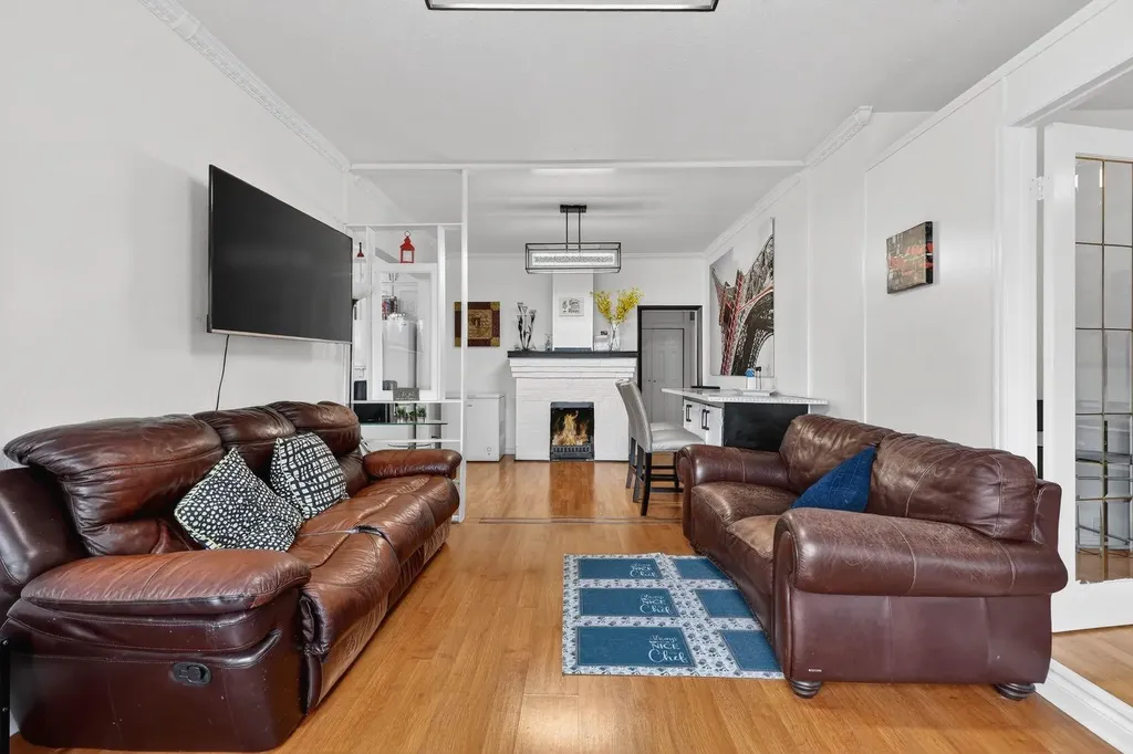 2130 20 Avenue Bowden AB T0M0K0