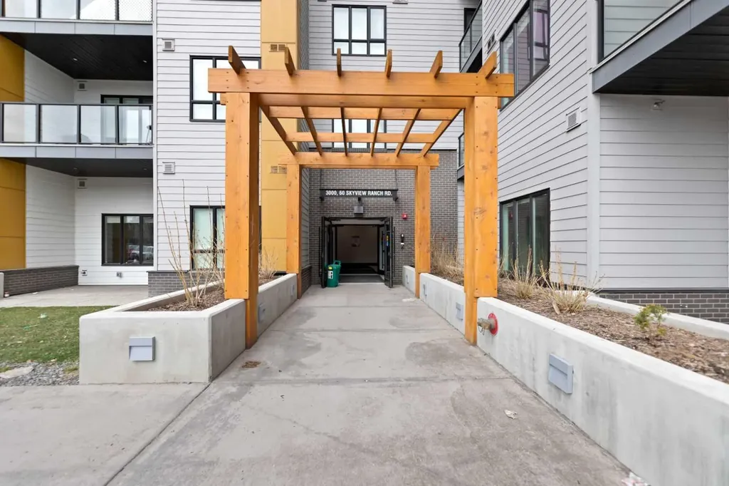 60 Skyview Ranch Road NE Calgary AB T3N 2J8