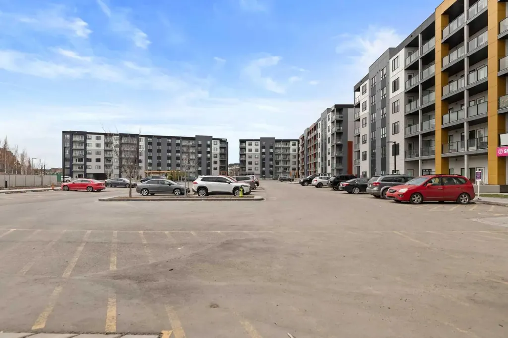 60 Skyview Ranch Road NE Calgary AB T3N 2J8