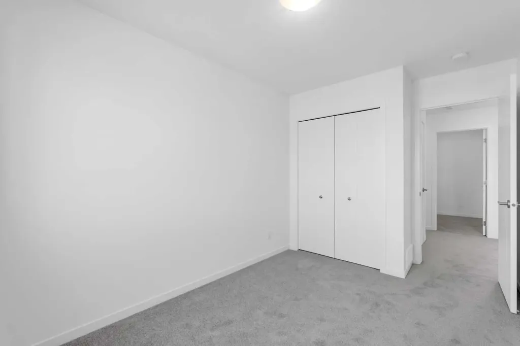 733 South Point Gate SW Airdrie AB T4B 5H7