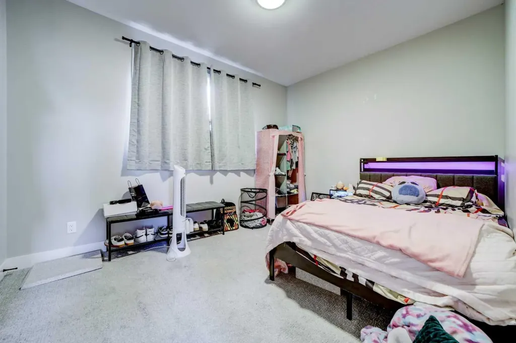 624 19 Street N Lethbridge AB T1H3K9