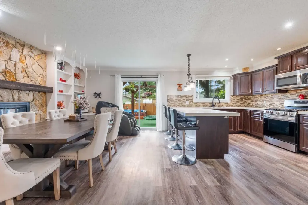80 Taylor Way SE Airdrie AB T4A 1T2