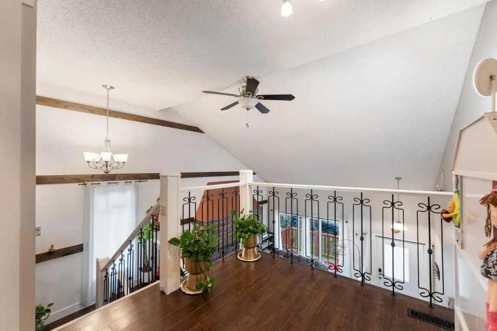 80 Taylor Way SE Airdrie AB T4A 1T2