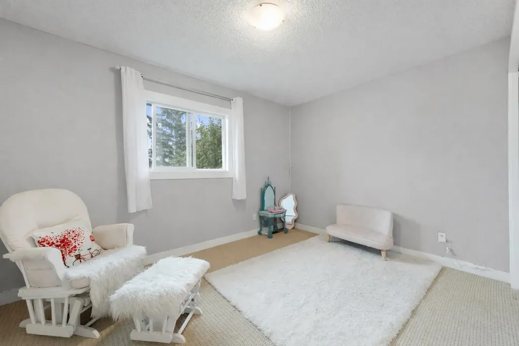 80 Taylor Way SE Airdrie AB T4A 1T2