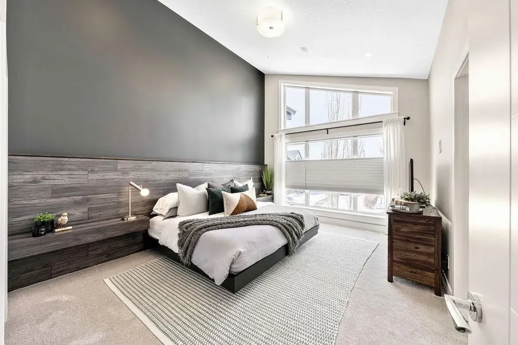 1126 40 Street SW Calgary AB T3C 1W6