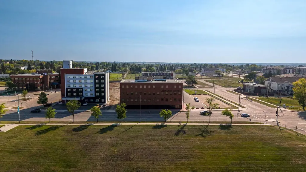 9728 101 Avenue Grande Prairie AB T8V 5B6