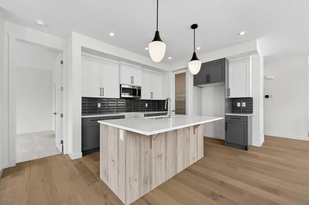 277 Waterford Way Chestermere AB T1X 2Z6