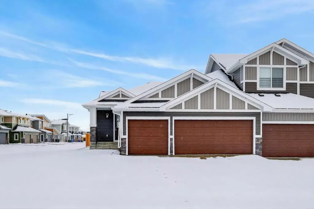 277 Waterford Way Chestermere AB T1X 2Z6
