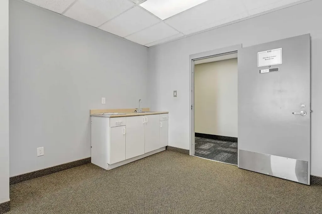 9728 101 Avenue Grande Prairie AB T8V 5B6